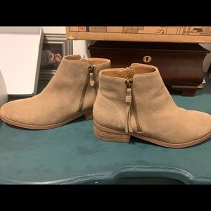 Like new sole society booties